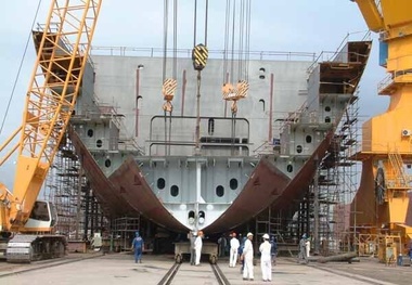 Drydock Avoided with In-Water Dry Environment Repairs