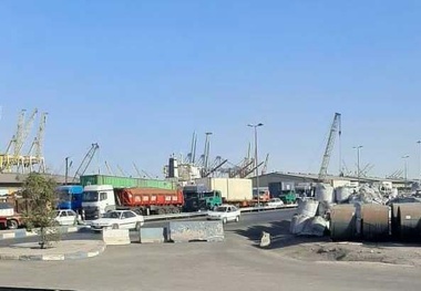 زیان رانندگان از ناهماهنگی بین مراکز بارگیری و تخلیه کالا+ فیلم