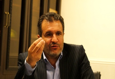 سهامدار واقعی خودروسازان، دولت است
