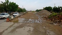 ساخت پُلی که پشت چراغ قرمز ماند!