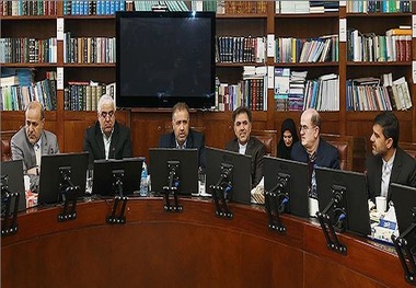 آخوندی: برای رفع مشکلات باید تدبیر و حوصله کرد