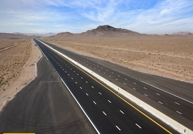 ایجاد و تعریض محورهای آزادراهی قم سلفچگان، ساوه سلفچگان و کمربندی قم روی خط پیگیری 