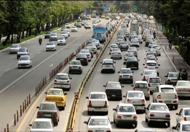 حمل و نقل تهران در سیطره خودروهای شخصی/ سهم مترو از سفرهای روزانه فقط 8.6 درصد