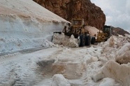  راهداری زمستانی در جنوب کرمان/ مصرف ۱۰۰۰ تن شن و نمک فقط در یک شب 